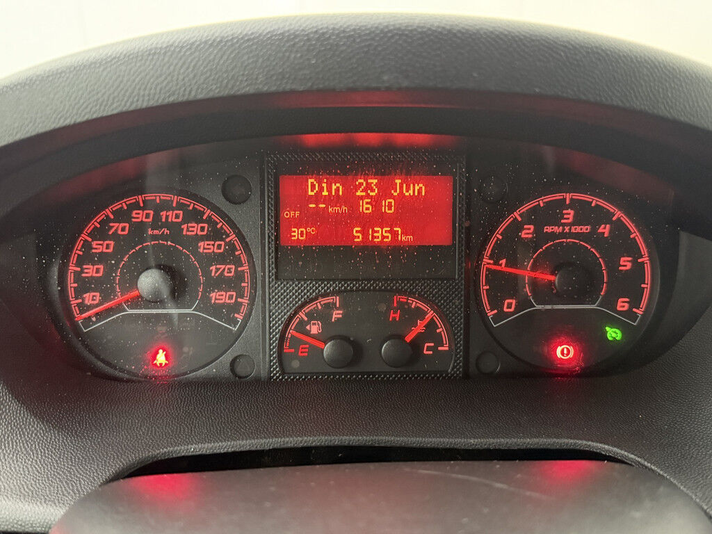 Opel Movano 2.2HDI 140PK Bakwagen+Laadklep