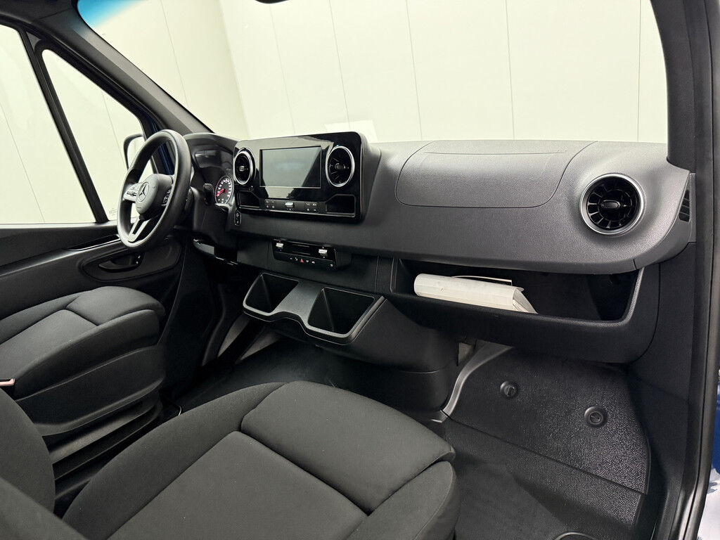 Mercedes-Benz Sprinter 317CDI Automaat L2H1 | Led | 3500Kg Trekhaak