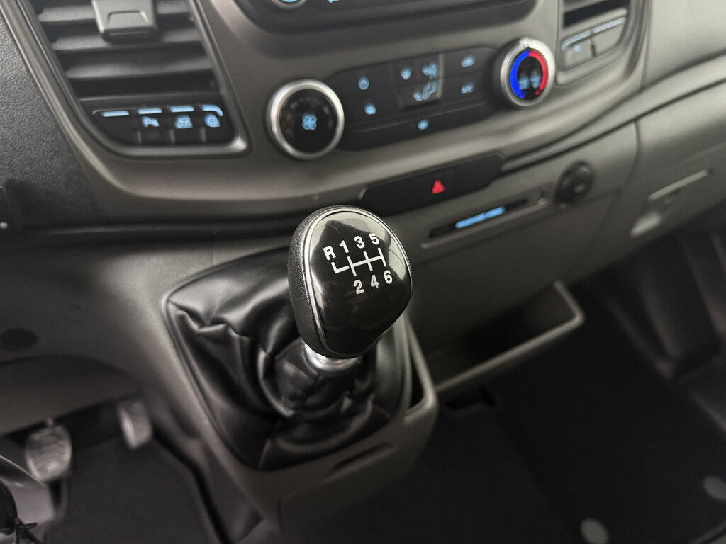 Ford Transit 2.0TDCI 130PK L3H2 | Imperiaal | Trekhaak