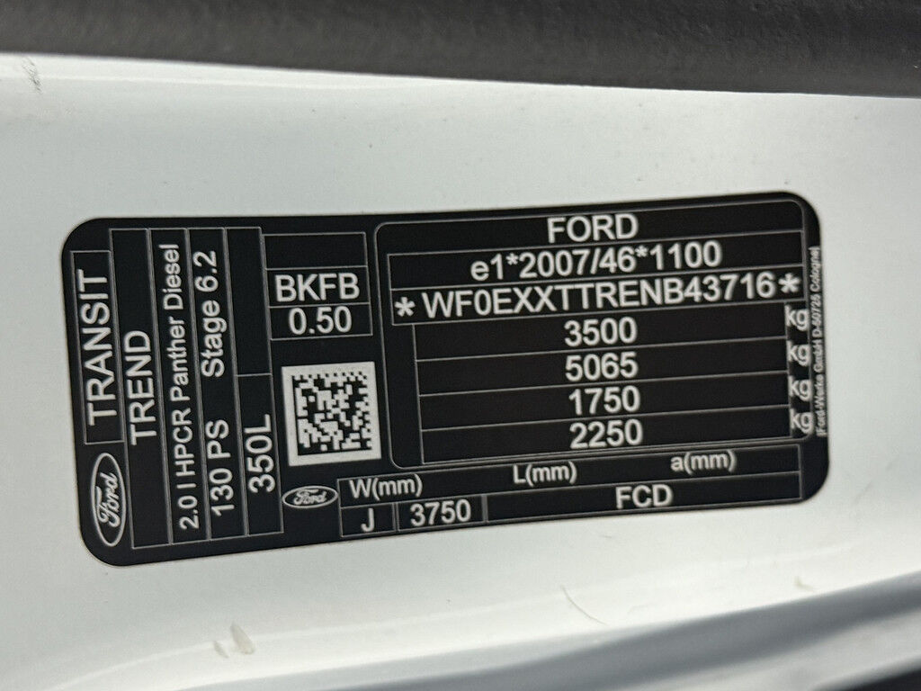 Ford Transit 2.0TDCI 130PK L3H2 | Imperiaal | Trekhaak