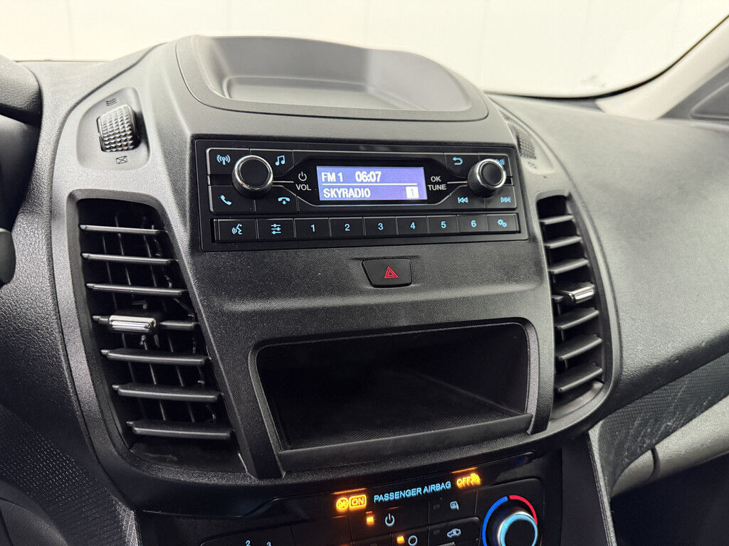 Ford Transit Connect 100Pk Lang Business Benzine