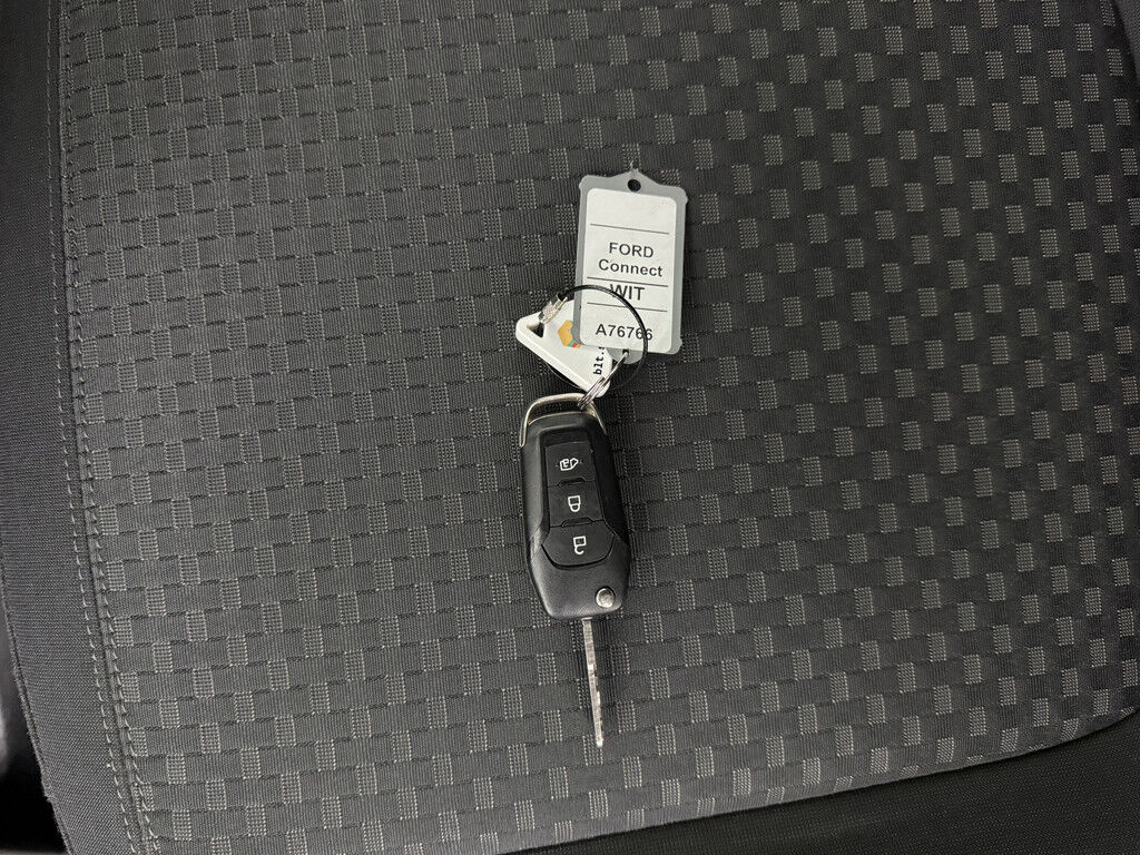 Ford Transit Connect 100Pk Lang Business Benzine