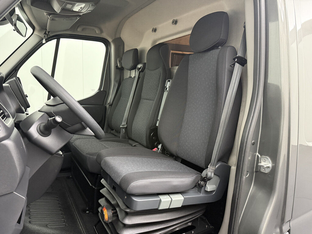 Opel Movano 2.3CDTI 180PK L2H2