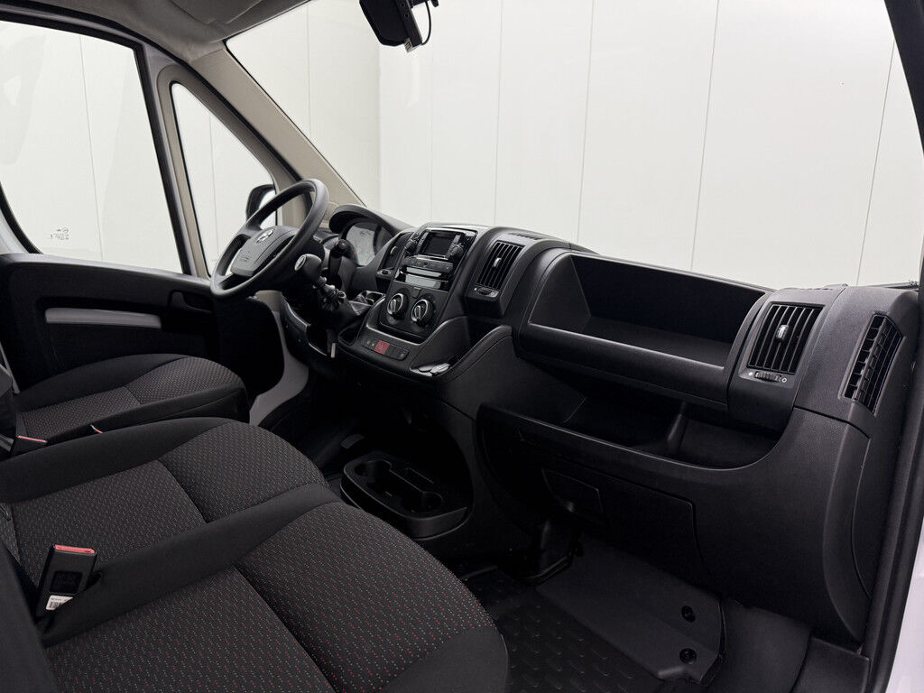 Opel Movano 140PK Bakwagen | Laadklep | Dakspoiler