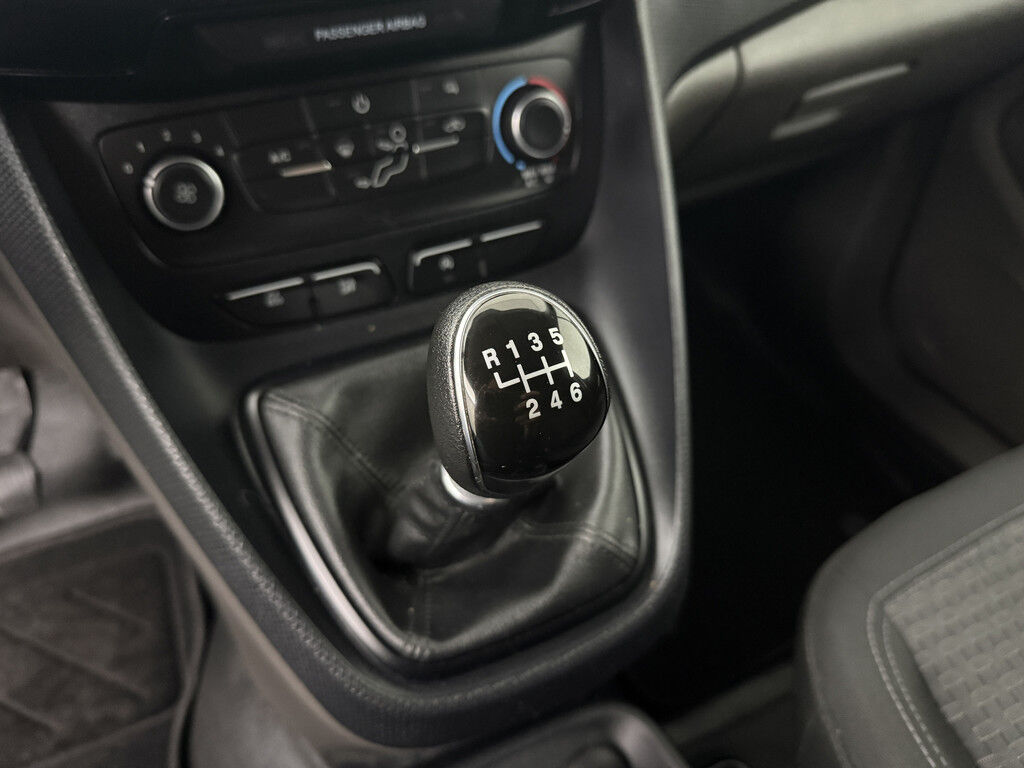 Ford Transit Connect 100Pk Lang Business Benzine