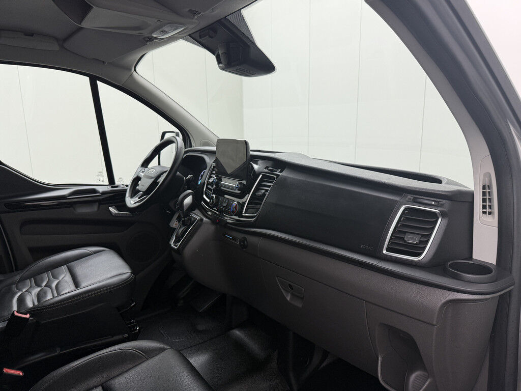 Ford Transit Custom 2.0TDCI Automaat Platinum Edition Dubbele Cabine