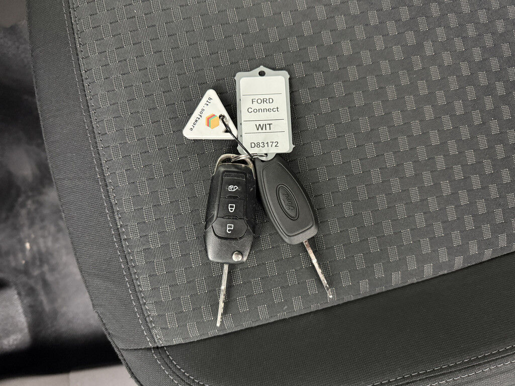 Ford Transit Connect Benzine 100PK Business | 3-Zits | Imperiaal