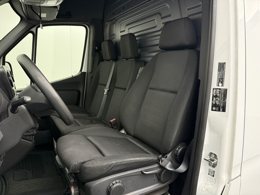 Mercedes-Benz Sprinter 317CDi L3H2 Maxi ( 12-2023 )