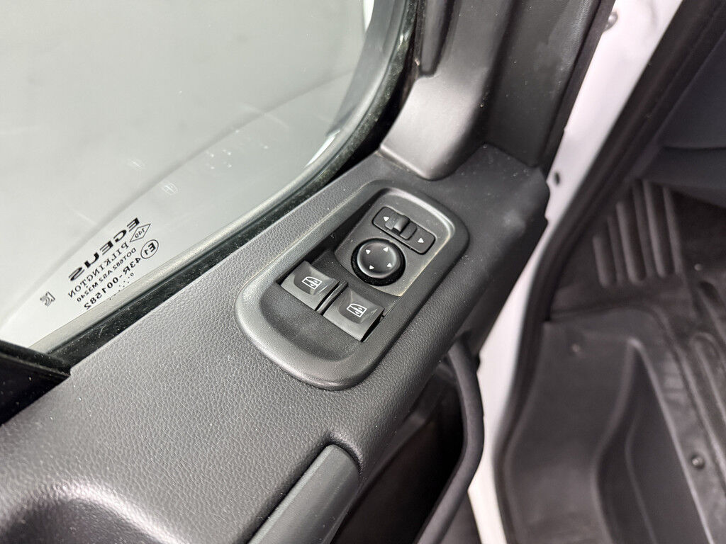Renault Master 2.3DCI 130PK L2H2 Hoogwerker 12Mtr