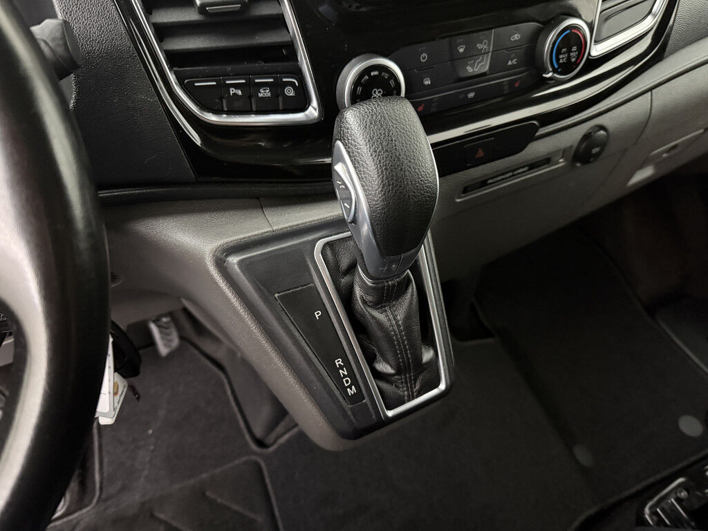 Ford Transit Custom 2.0TDCi 170PK Automaat Dubbele Cabine Sport