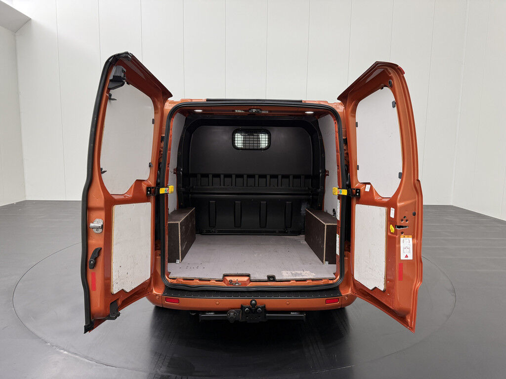 Ford Transit Custom 2.0TDCi 170PK Automaat Dubbele Cabine Sport