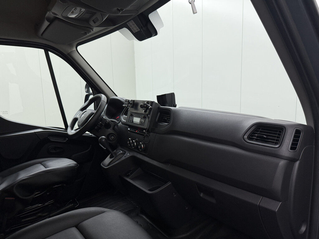 Renault Master 2.3DCi 150PK Automaat Bakwagen Lowliner | Speciaalbouw