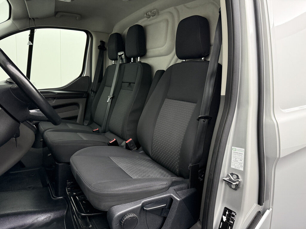 Ford Transit Custom 2.0TDCI 130PK Automaat Limited | Trekhaak | Dakdraagsysteem