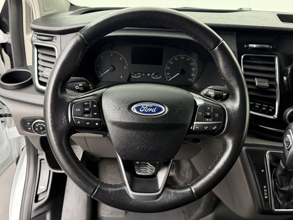 Ford Transit Custom 2.0TDCI 130PK Automaat Limited | Trekhaak