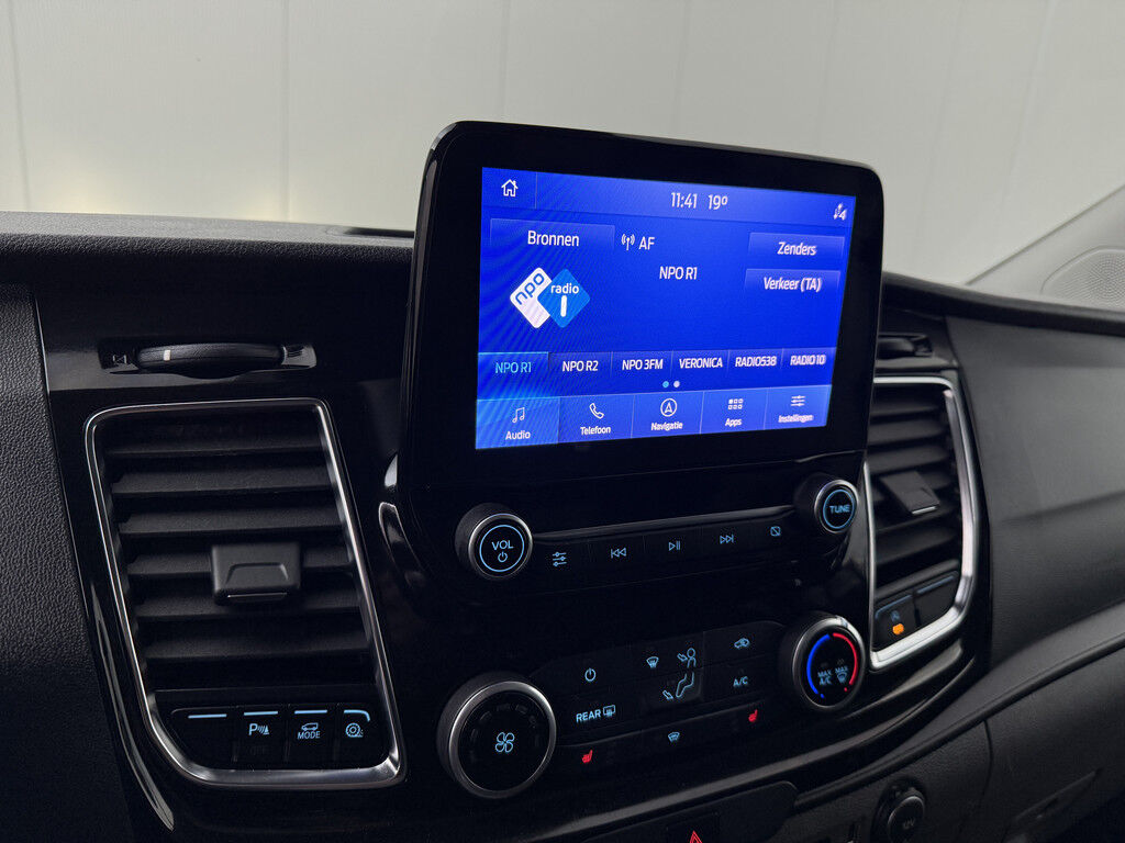 Ford Transit Custom 2.0TDCI 130PK Automaat Limited | Trekhaak
