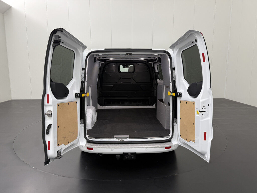 Ford Transit Custom 2.0TDCI 130PK Automaat Limited | Trekhaak