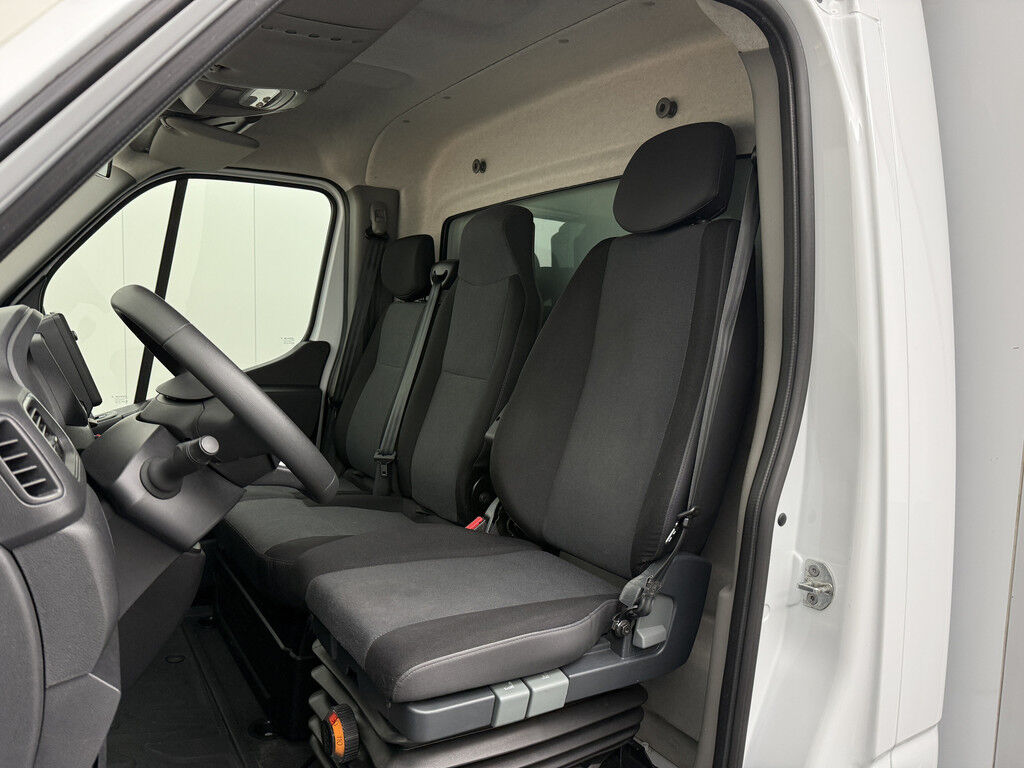 Renault Master 2.3DCi 165PK Bakwagen+Laadklep | Zijdeur | Dakspoiler