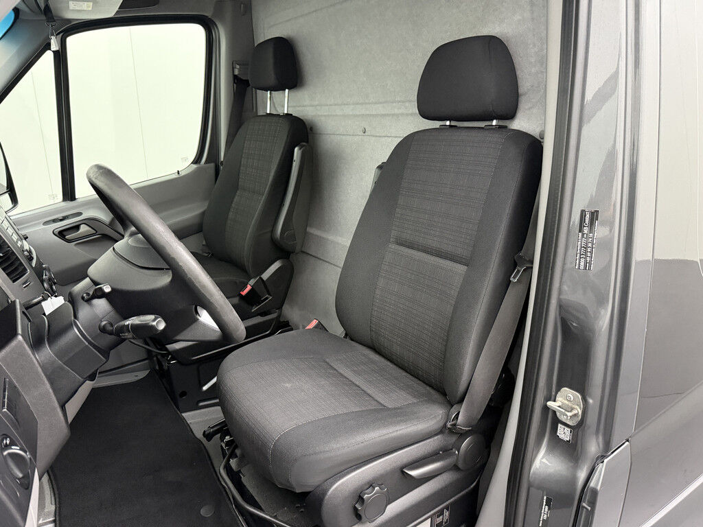 Mercedes-Benz Sprinter 319CDI 3.0V6 L2H2 Automaat