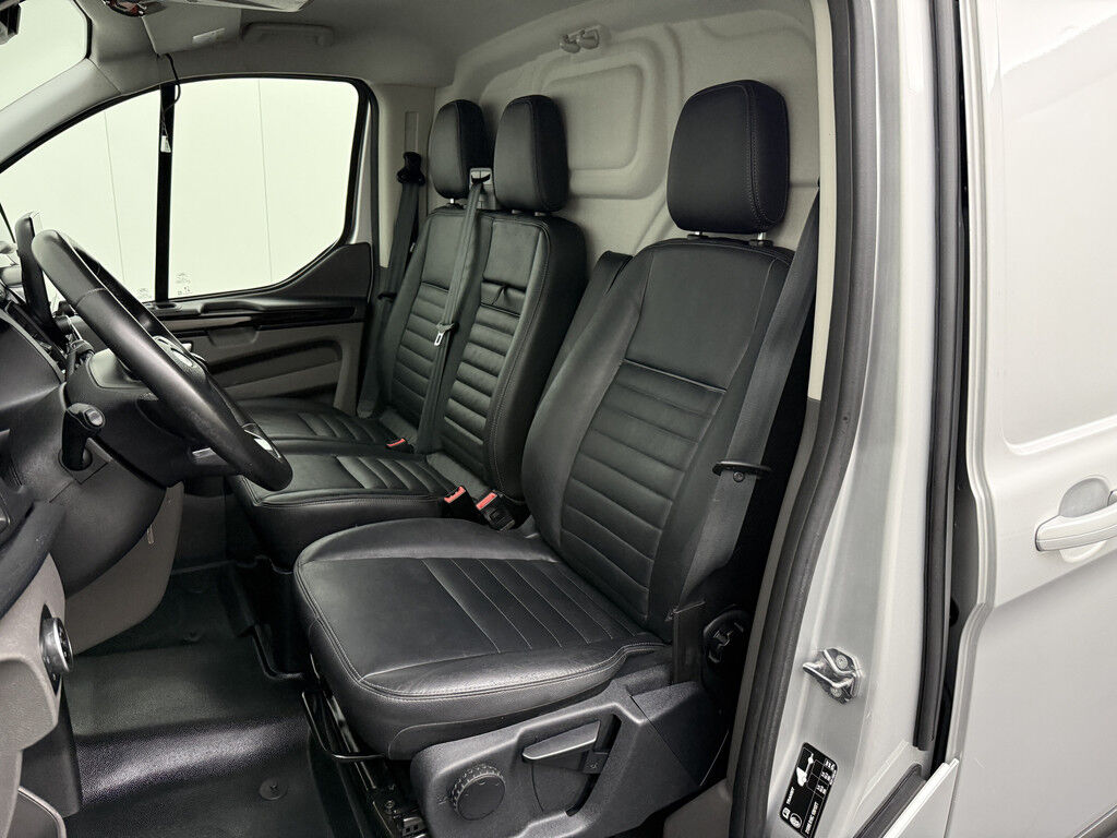 Ford Transit Custom 2.0TDCI 130PK Trail | Leder | 2xSchuifdeur | 2500Kg Trekhaak