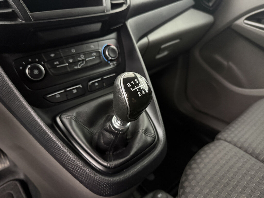 Ford Transit Connect 1.5TDCi 120PK Lang 3-Zits Business | Imperiaal