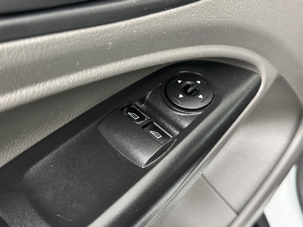 Ford Transit Connect 1.5TDCi 120PK Lang 3-Zits Business | Imperiaal