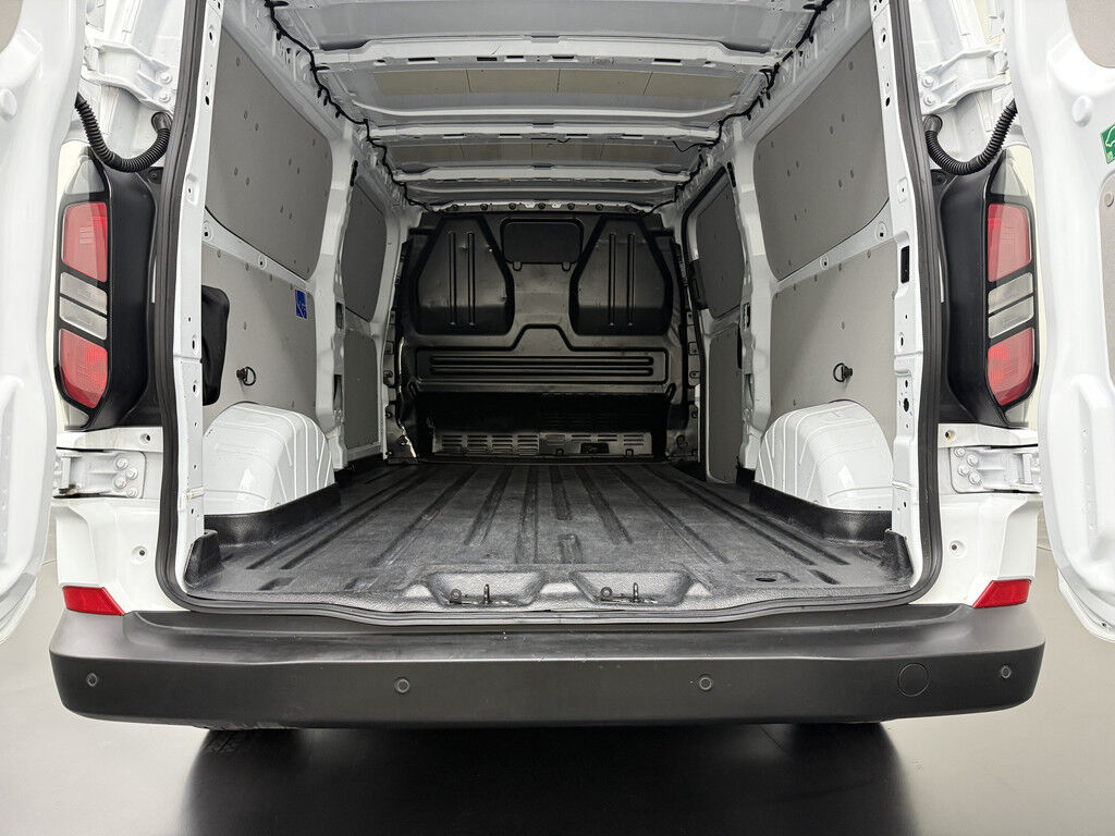 Ford Transit Custom 2.0TDCi 136PK Lang Business digital | Leder