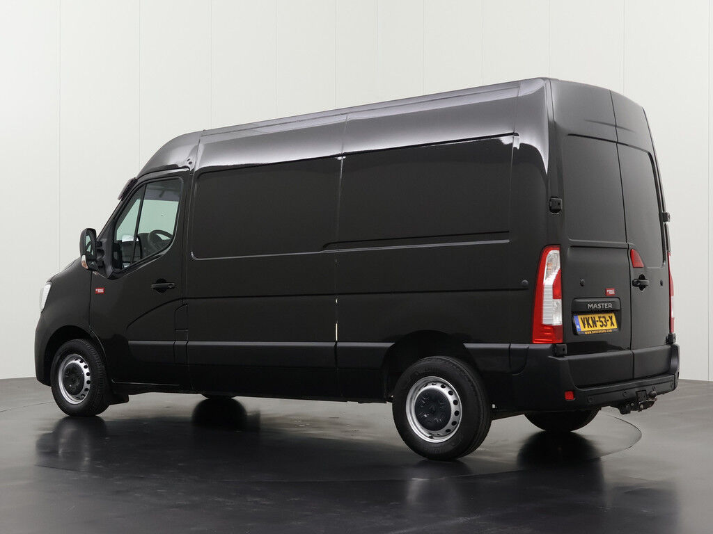 Renault Master 2.3DCi 135PK L2H2 Black Edition