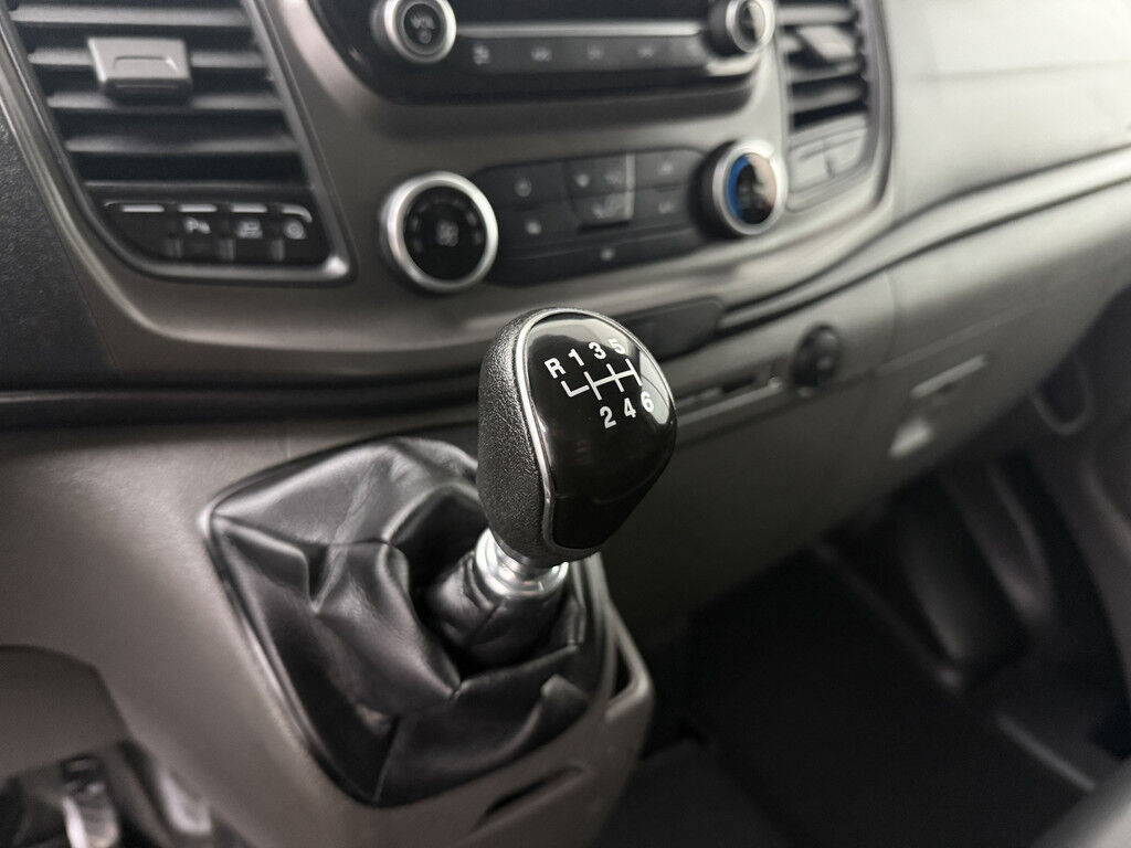 Ford Transit Custom 2.0TDCi 130PK Lang Limited | Leder