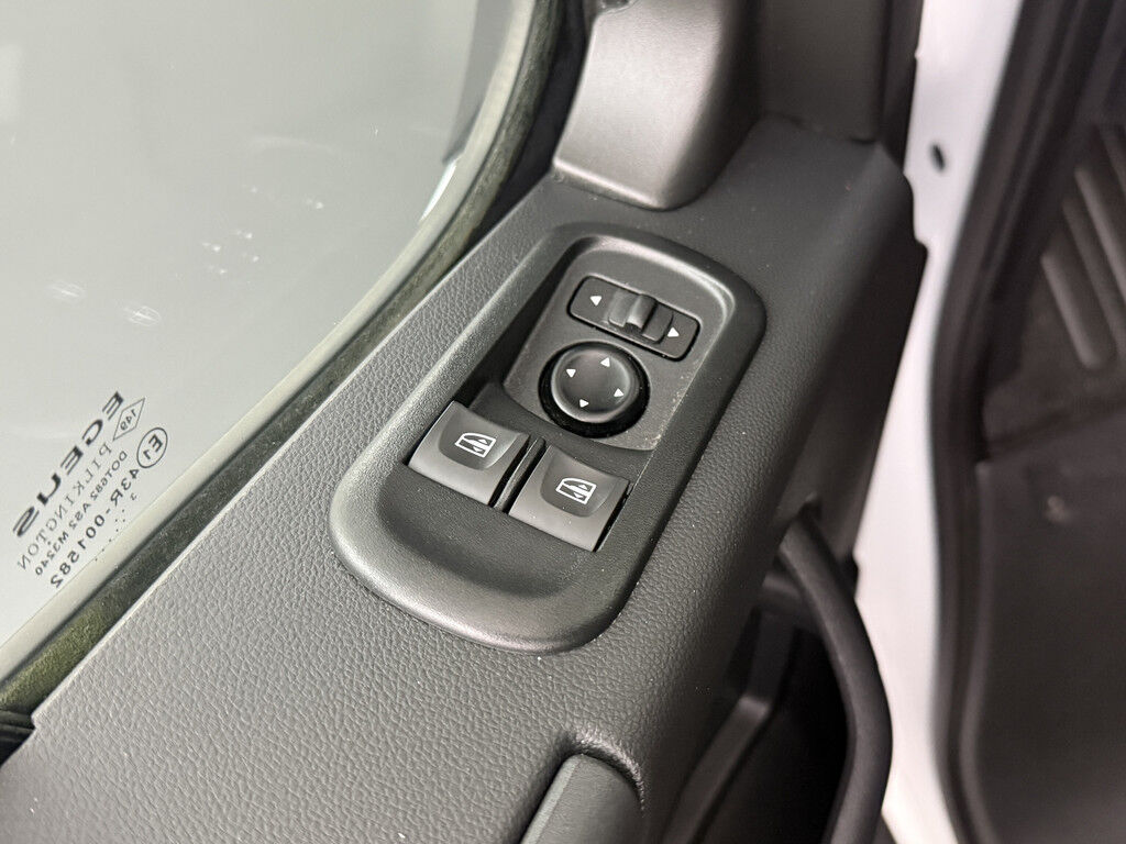 Renault Master 2.3DCI 165PK Dubbellucht Bakwagen+Laadklep | Dakspoiler