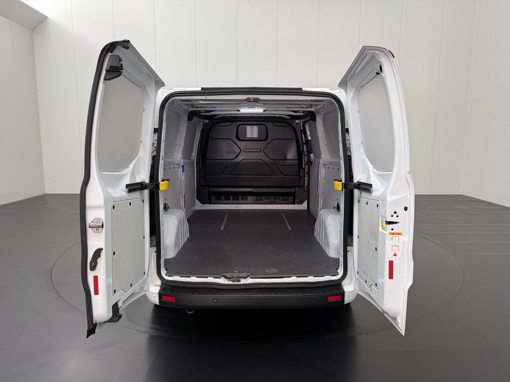 Ford Transit Custom 2.0TDCi 130PK Lang (2023) | Achterdeuren