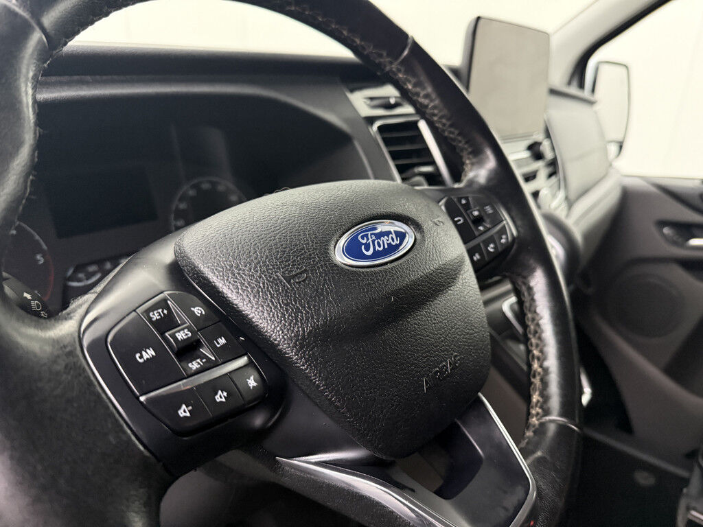 Ford Transit Custom 2.0TDCi 130PK Automaat Limited Dubbele Cabine