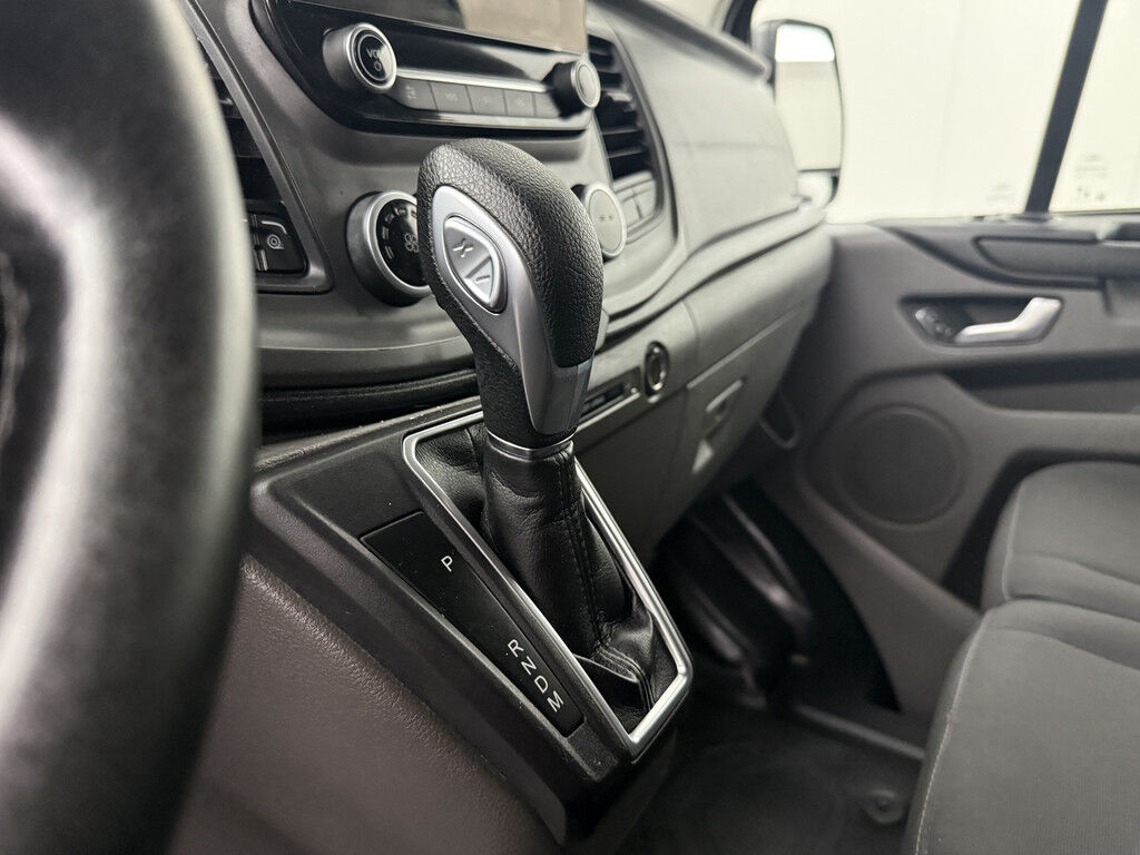 Ford Transit Custom 2.0TDCi 130PK Automaat Limited | Dakdragers