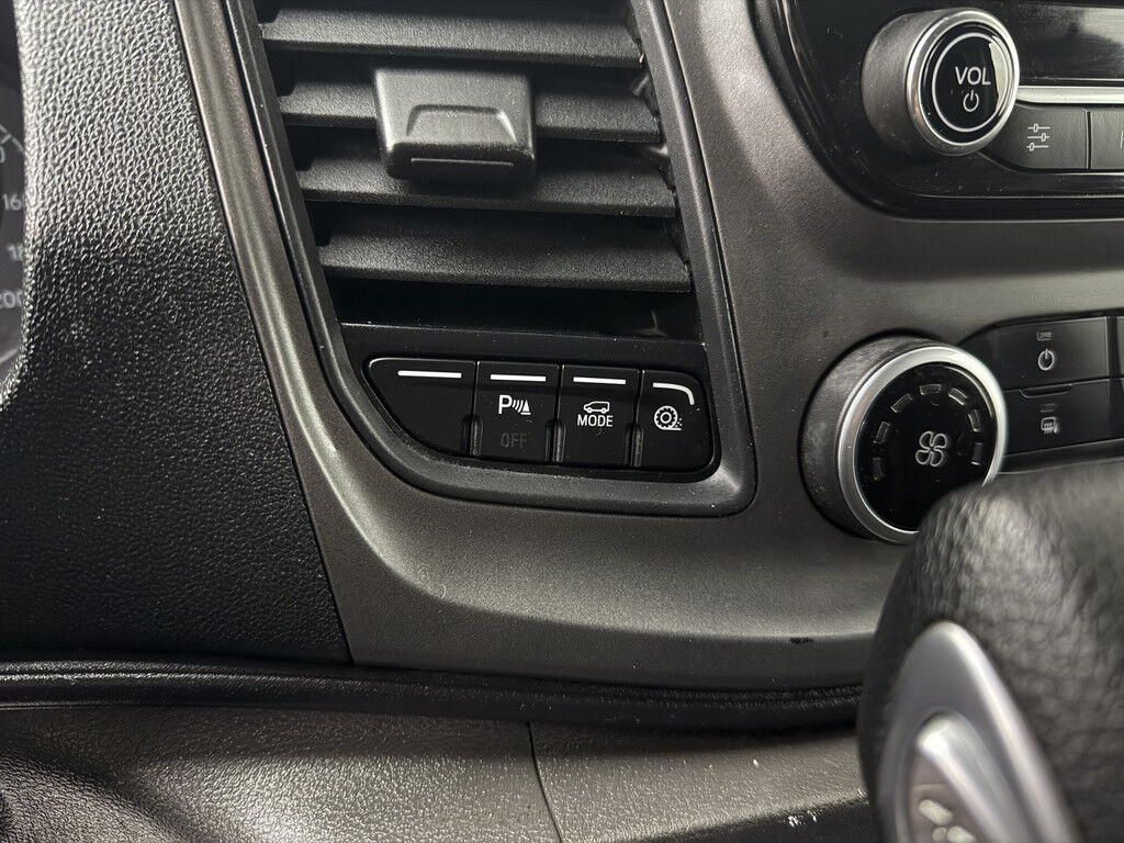 Ford Transit Custom 2.0TDCi 130PK Automaat Limited | Dakdragers