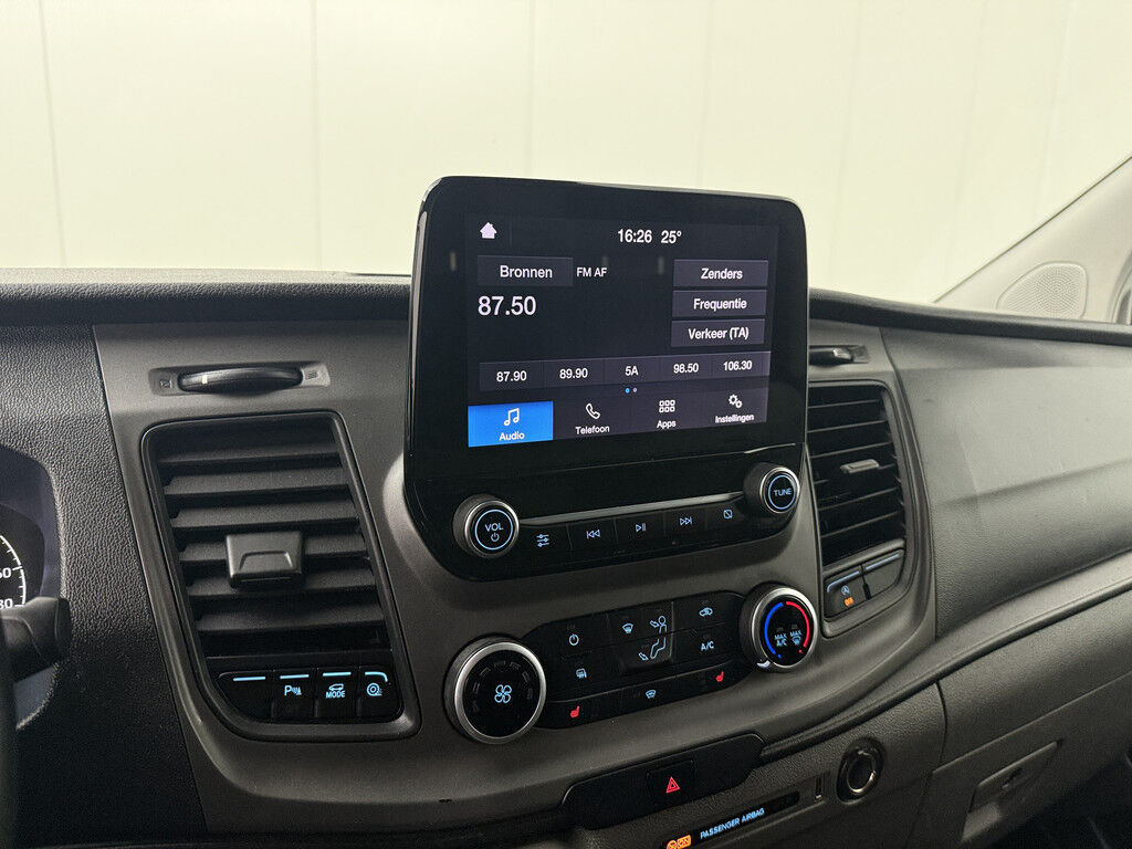 Ford Transit Custom 2.0TDCi 130PK Automaat Limited | Dakdragers