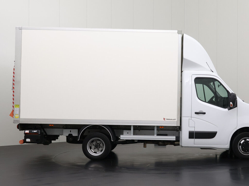 Renault Master 2.3DCI 165PK Dubbellucht Bakwagen+Laadklep