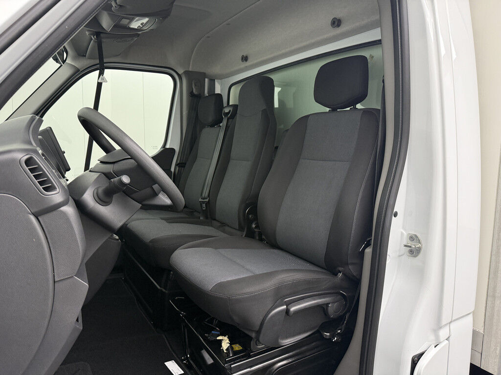 Renault Master 2.3DCI 165PK Dubbellucht Bakwagen+Laadklep