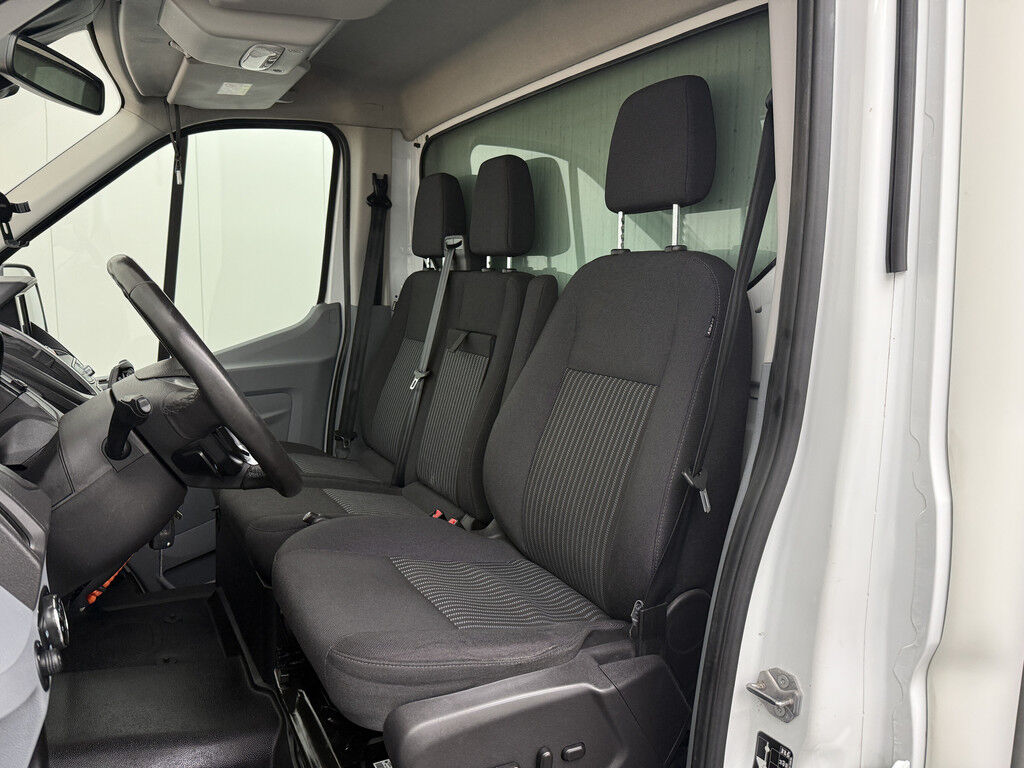 Ford Transit 2.0TDCI 170PK Bakwagen+Laadklep | 3500Kg Trekhaak