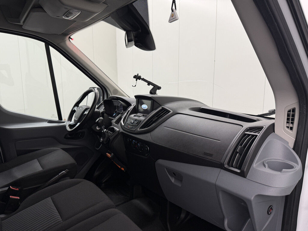 Ford Transit 2.0TDCI 170PK Bakwagen+Laadklep | 3500Kg Trekhaak