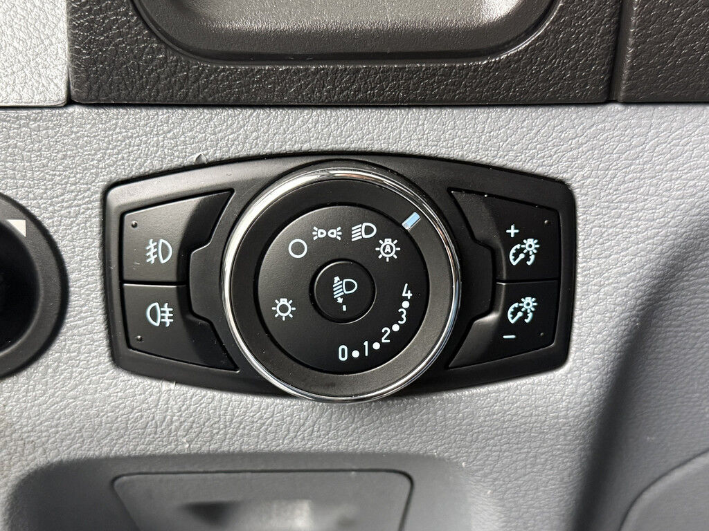 Ford Transit 2.0TDCI 170PK Bakwagen+Laadklep | 3500Kg Trekhaak