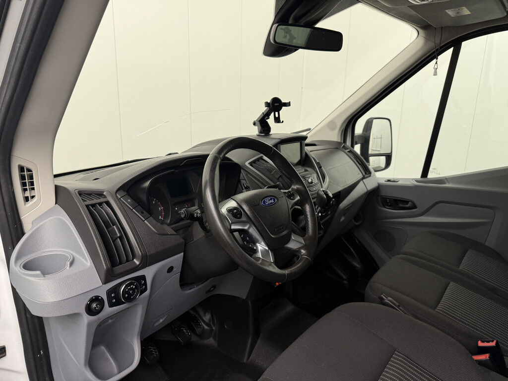 Ford Transit 2.0TDCI 170PK Bakwagen+Laadklep | 3500Kg Trekhaak