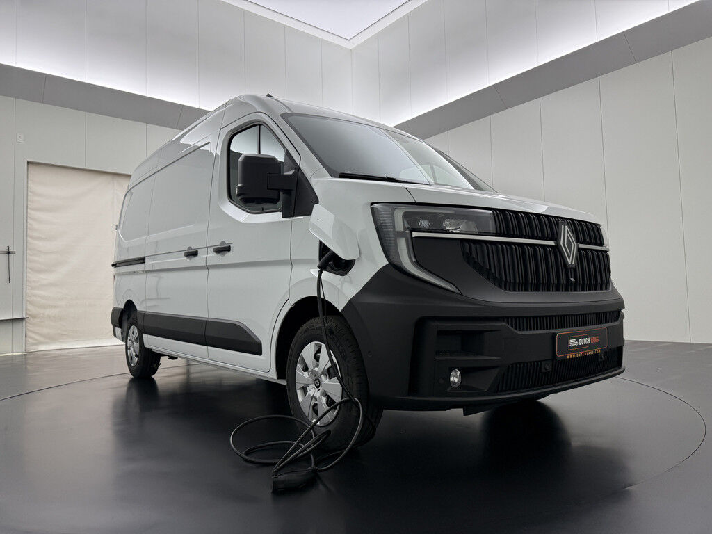 Renault Master E-Tech 87Kwh L2H2 | Zeer Compleet !! | Direct Rijden !!! | 2450Kg Trekhaak