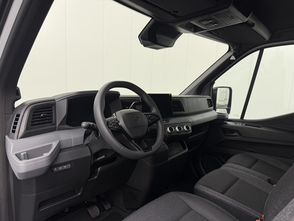 Renault Master E-Tech 87Kwh L2H2 | Zeer Compleet !! | Direct Rijden !!! | 2450Kg Trekhaak
