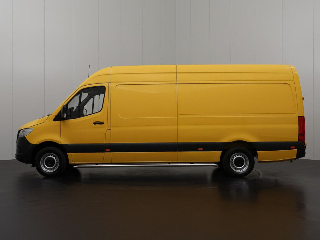 Mercedes-Benz Sprinter L3H2 Maxi RWD
