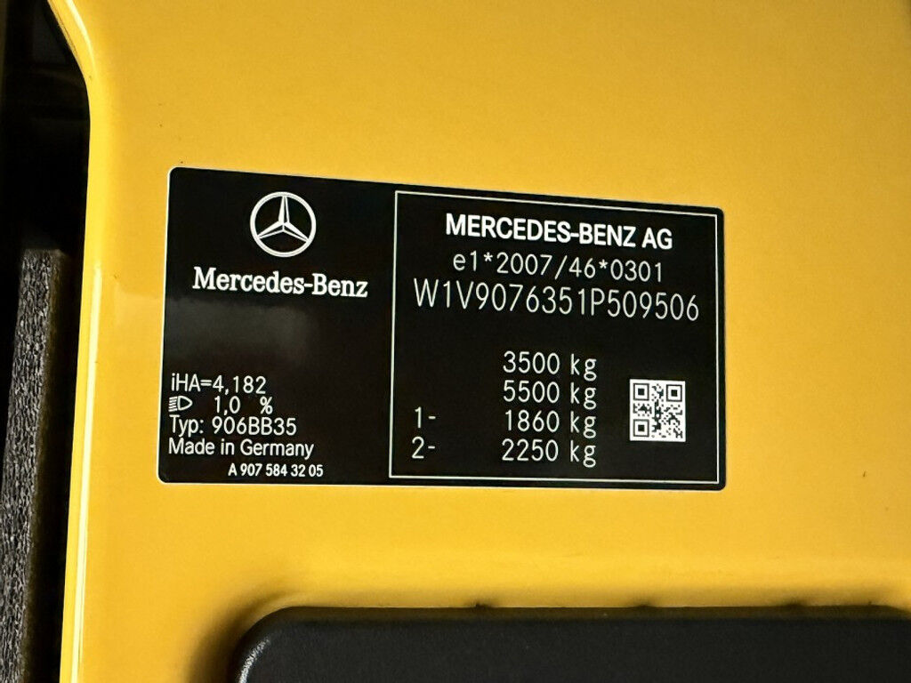 Mercedes-Benz Sprinter L3H2 Maxi RWD
