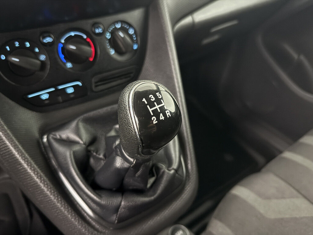 Ford Transit Connect 1.5TDCI Lang 3-Zits | Imperiaal | Trekhaak