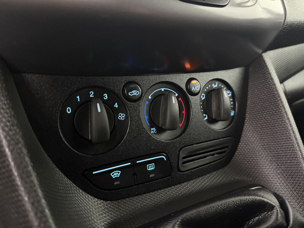 Ford Transit Connect 1.5TDCI Lang 3-Zits | Imperiaal | Trekhaak