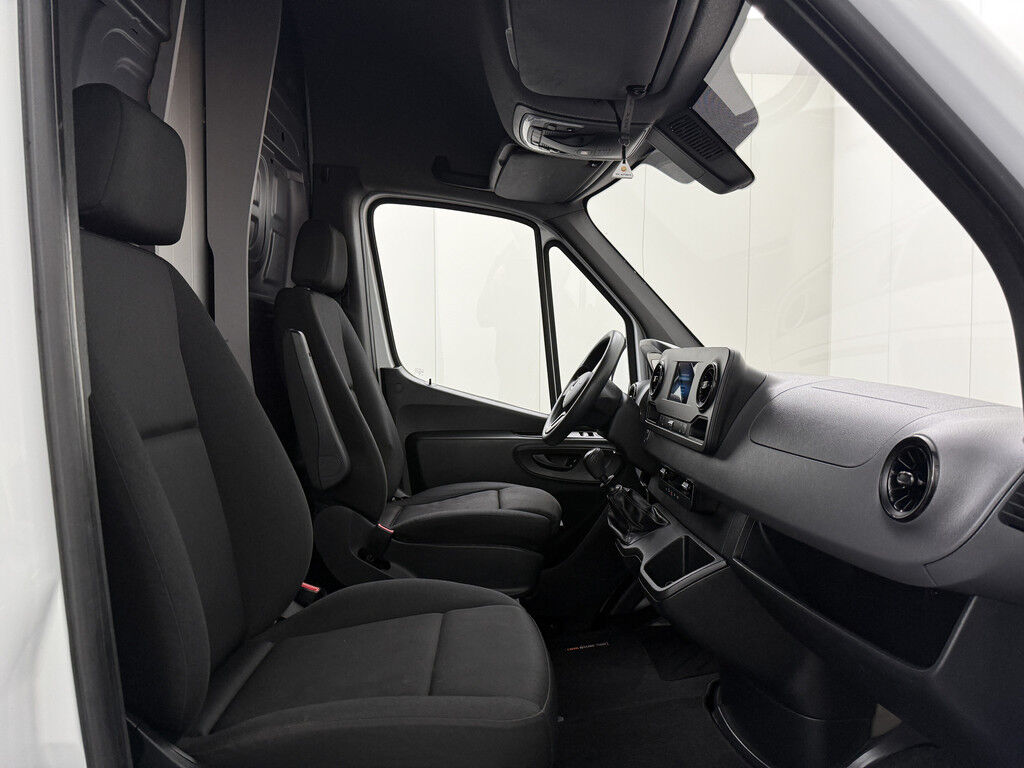 Mercedes-Benz Sprinter L3H2 Maxi | Multimedia