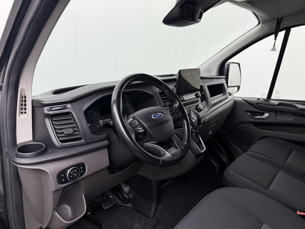 Ford Transit Custom 2.0TDCI 130PK Automaat Limited Dubbele Cabine | 6-Persoons