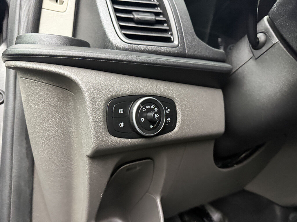 Ford Transit Custom 2.0TDCI 130PK Automaat Limited Dubbele Cabine | 6-Persoons
