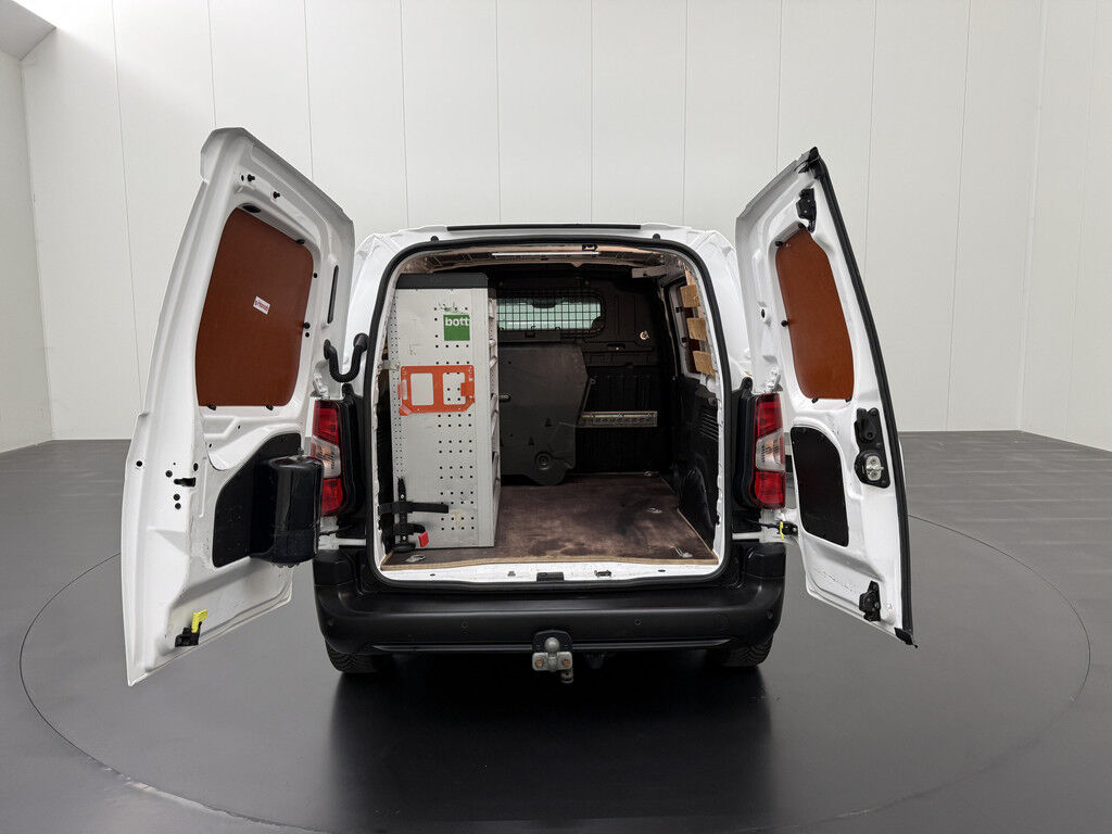 Peugeot Partner 1.5BlueHDI Premium | Katinrichting | Trekhaak